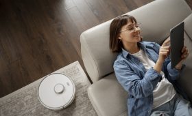 young-woman-using-home-technology